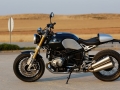 2015-BMW-R-nineT-02