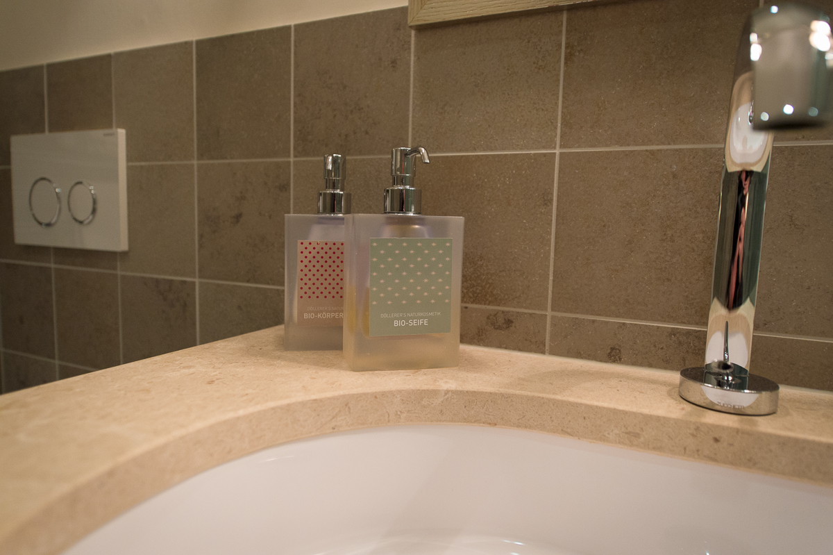 2015-Hotel-Doellerer-Golling-Oesterreich-Zimmer-102-10