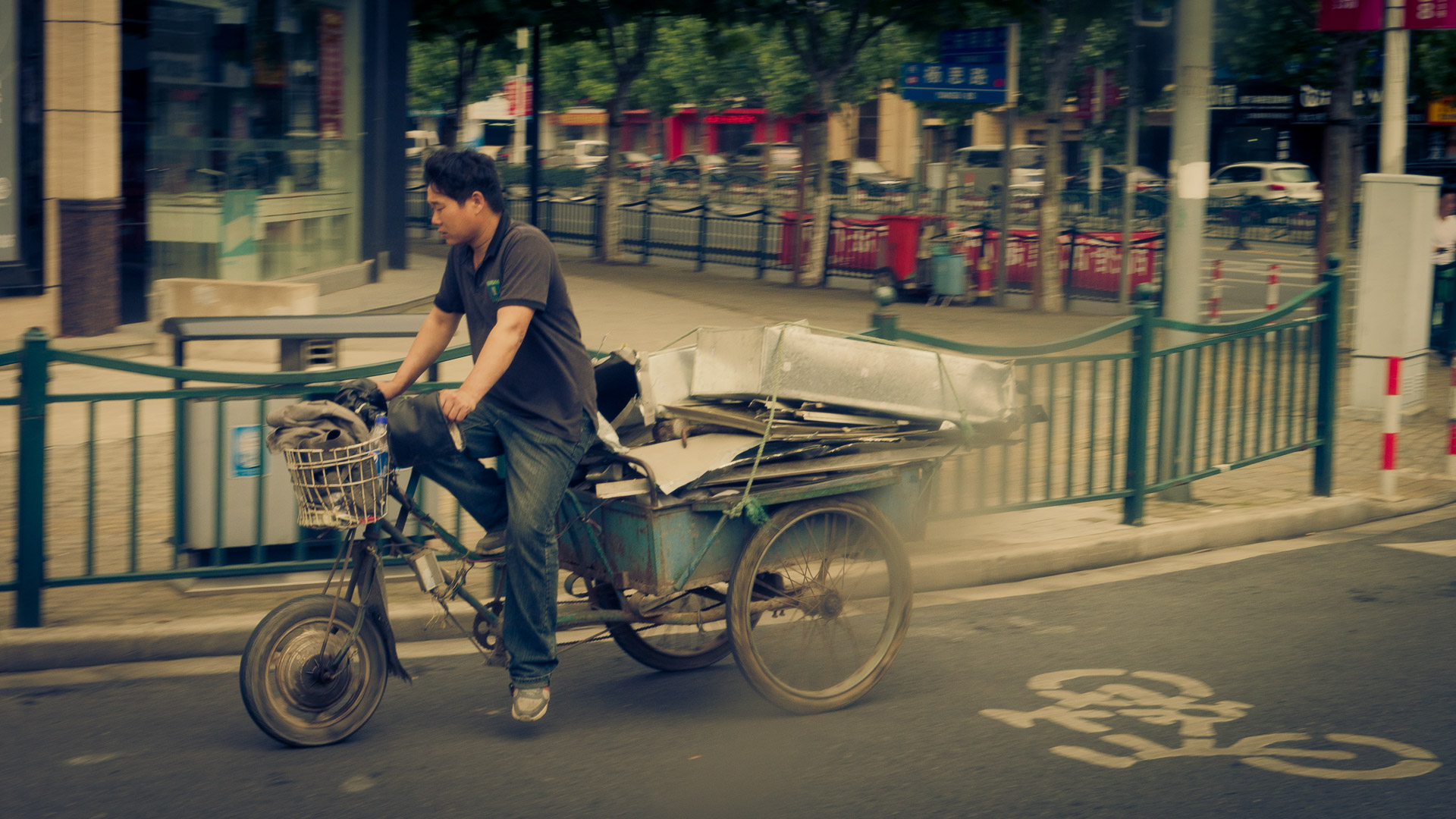 2015-05-24-Shanghai-durchs-Busfenster01