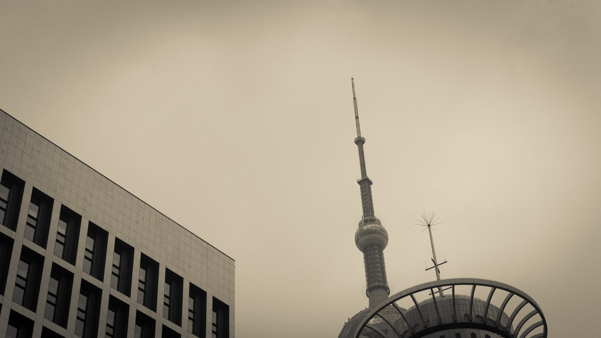 2015-05-24-Shanghai-durchs-Busfenster23