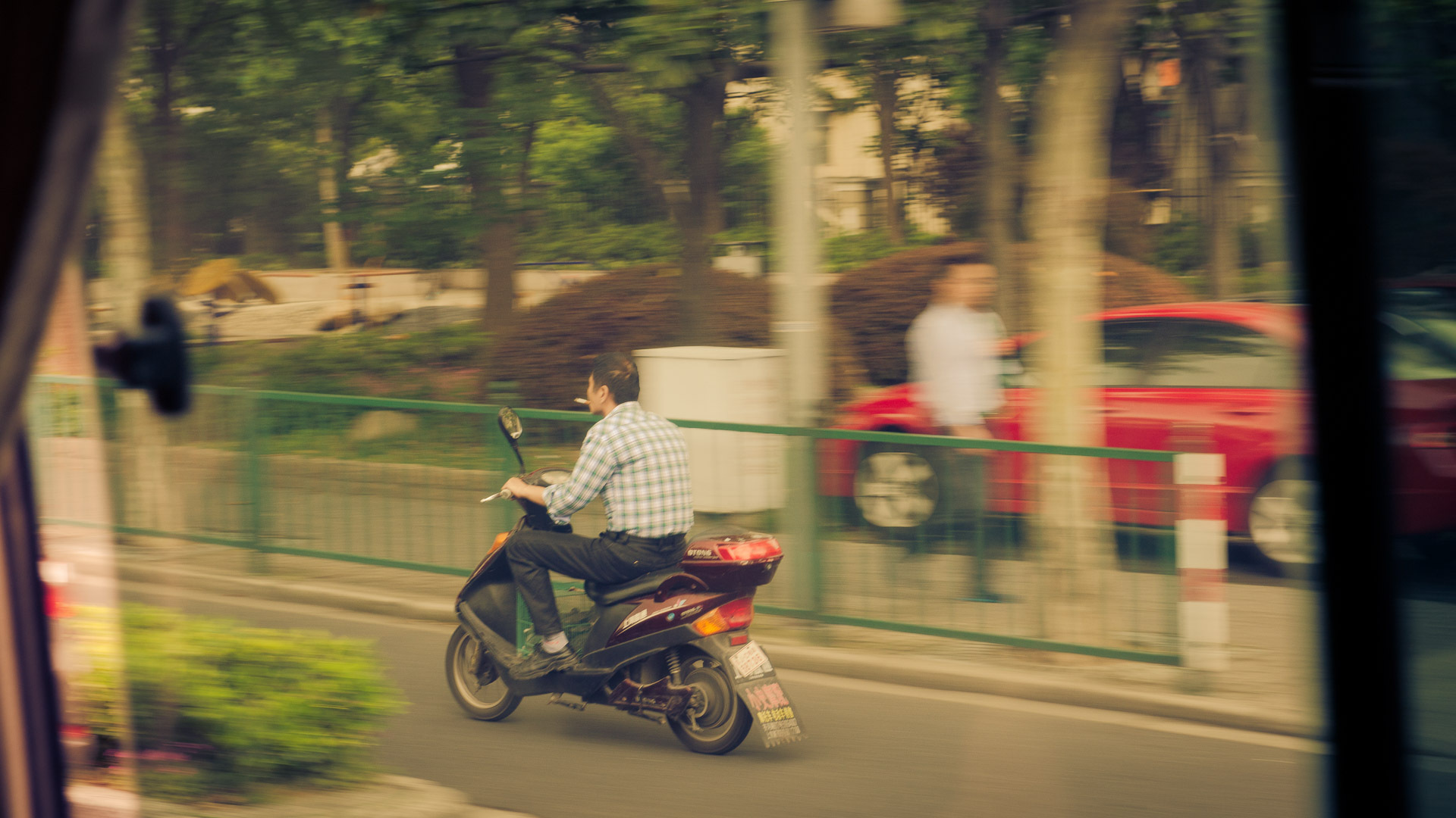 2015-05-24-Shanghai-durchs-Busfenster06