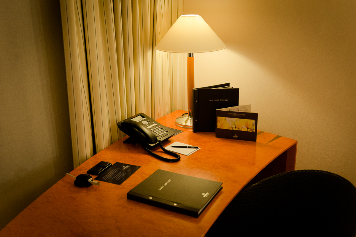 2015-Zimmer-3032-Hilton-Airport-Hotel-Muenchen-08.jpg