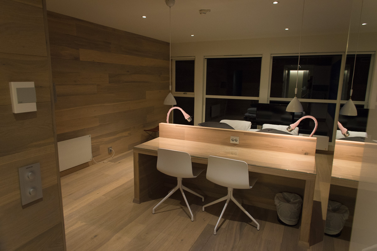 2015-Zimmer-310-Malangen-Brygger-Resort-Mestervik-Norwegen-03.jpg